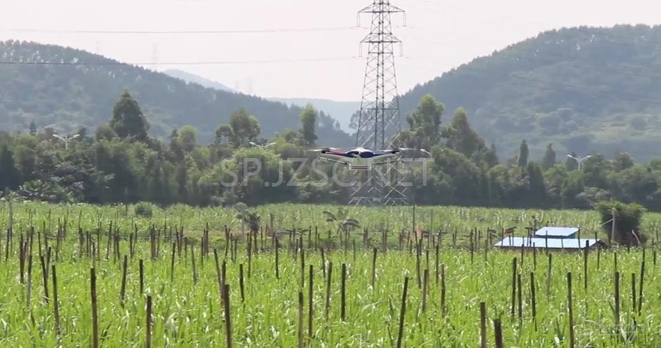 农业无人机田间喷药施药农业航空科技