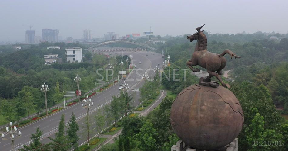 泸州地标泸州高速路口马踏飞燕